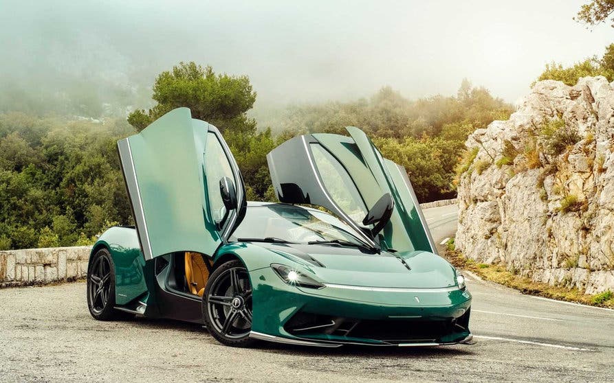 first-production-automobili-pininfarina-battista-exterior-front-three-quarter-view-with-doors-open