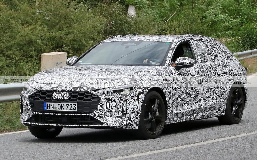 Audi RS4 mule 5