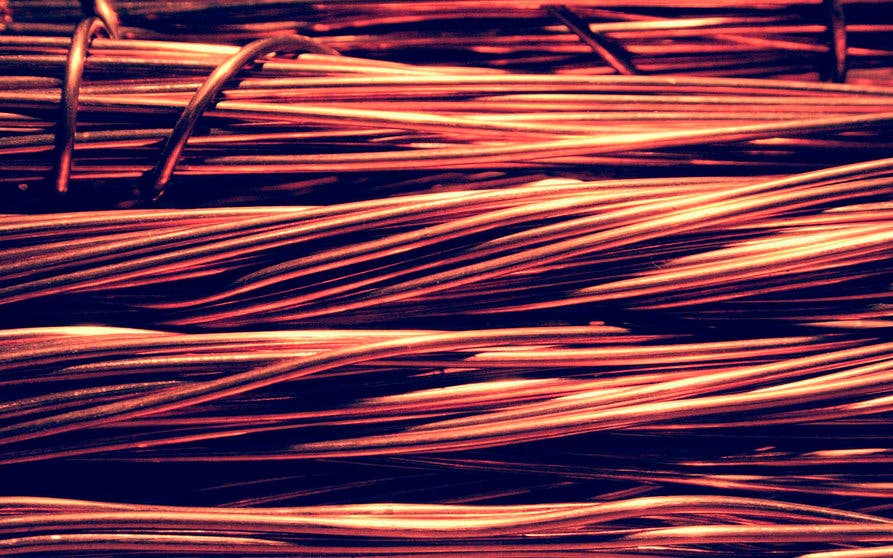 cobre oro movilidad electrica-portada