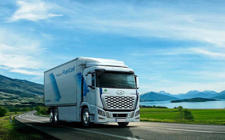 Hyundai XCIENT Fuel Cells camion electrico pila combustible hidrogeno-portada