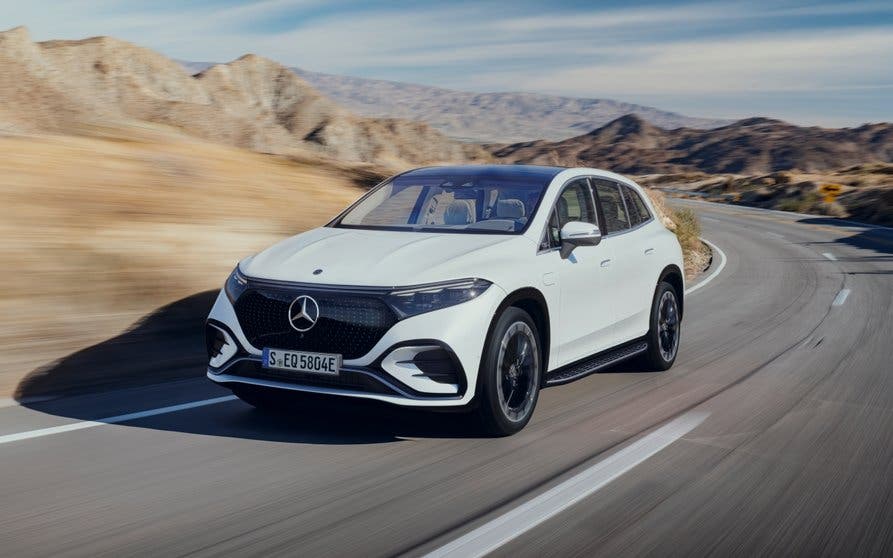 Mercedes-EQS SUV
