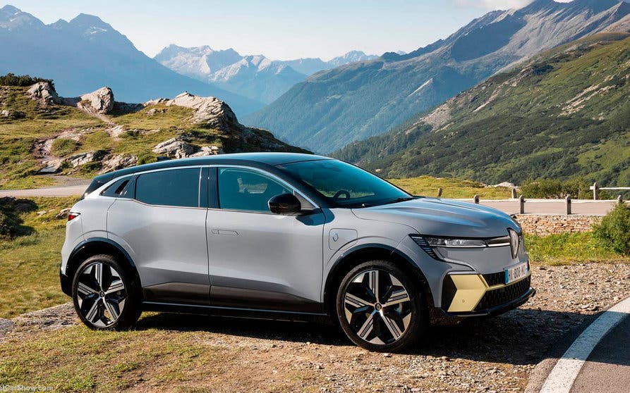 Renault Megane E-tech coche electrico francia-portada