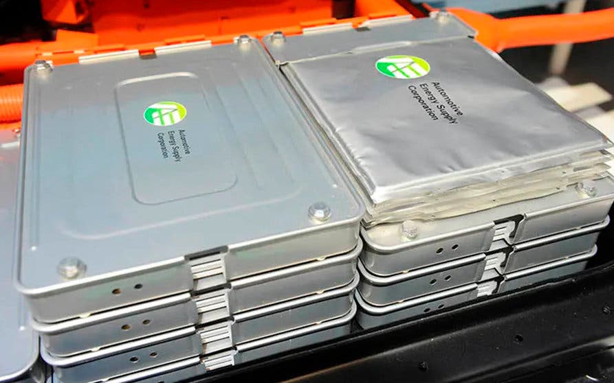 baterias coches electricos mas duracion niisan-portada
