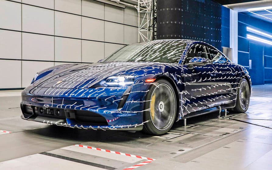 vibraciones porsche coches electricos mejorar aerodinamica-portada