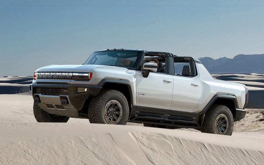 The GMC HUMMER EV is driven by next-generation EV propulsion technology that enables unprecedented off-road capability, extraordinary on-road performance and an immersive driving experience.