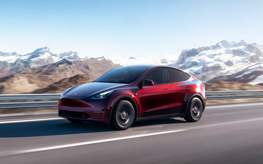 Tesla_Model Y_Midnight Cherry Red_2