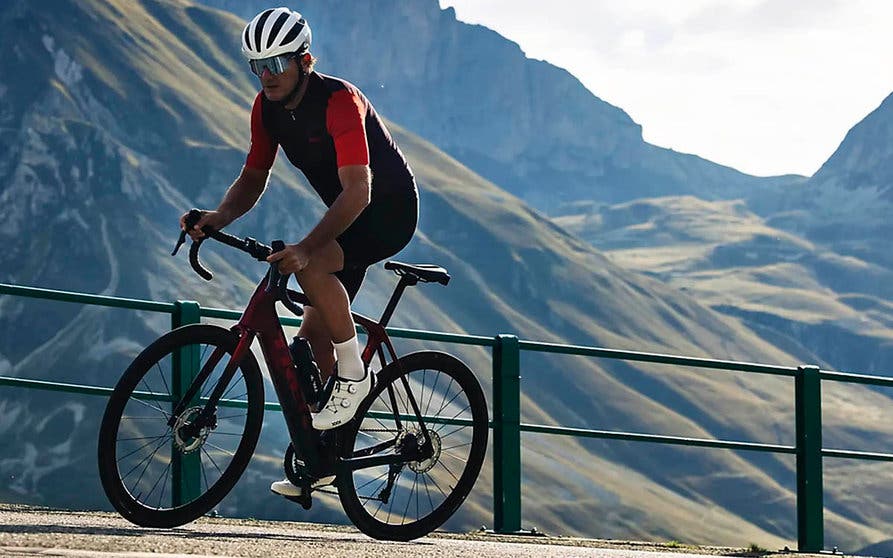 trek domane+ slr bicicleta electrica montaña gravel-interior1