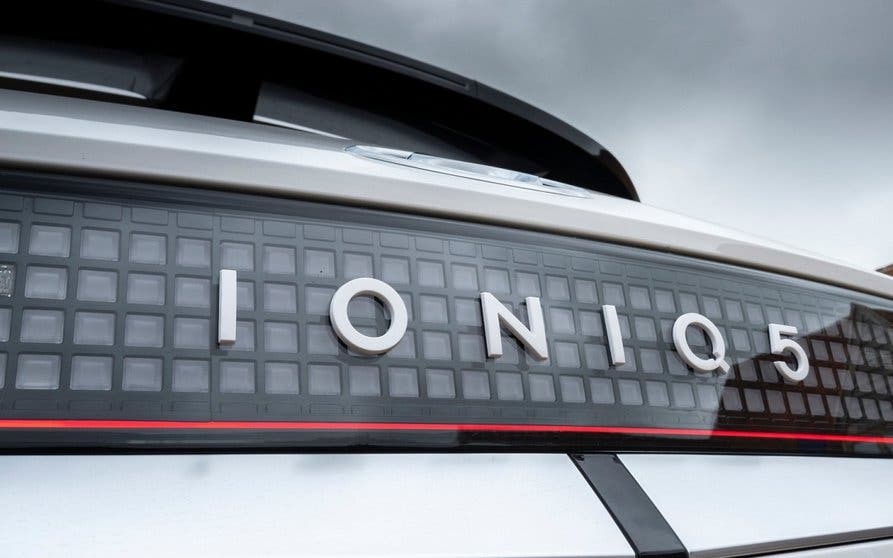 Hyundai-Ioniq-5-Detalle
