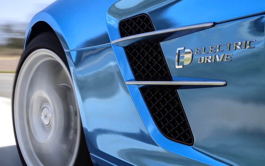 Sólo se fabricaron 9 unidades de este coche eléctrico.