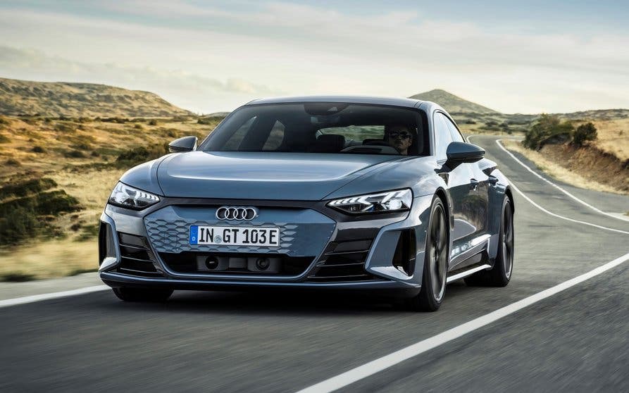 Audi e-tron GT Kemora grey metallic