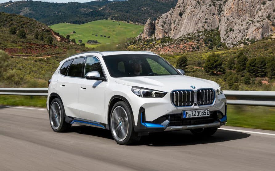 BMW-iX1