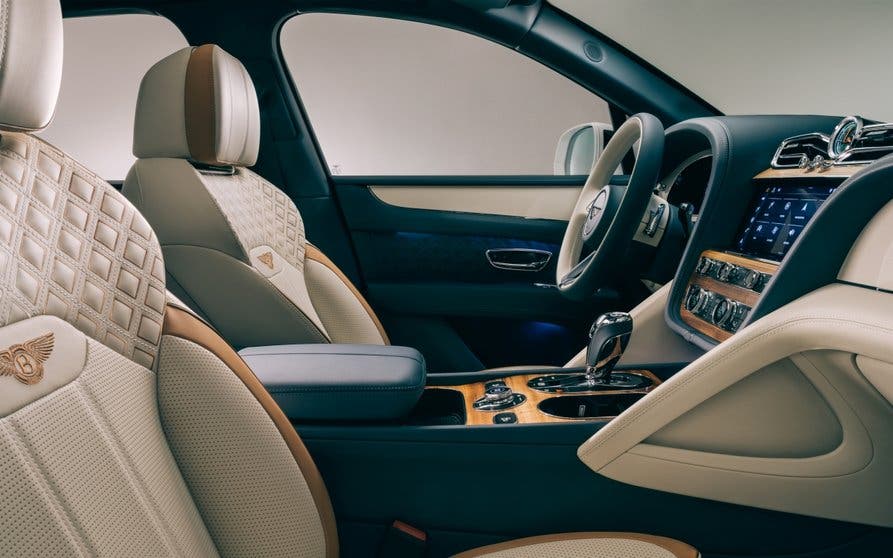 Bentley-Bentayga-Odyssean-interior_portada