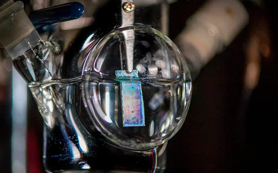 división fotoelectroquímica del agua PEC hidrogeno verde-portada
