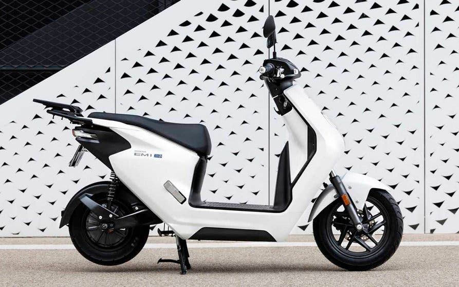 Honda EM1 e scooter electrico ciclomotor electrico eicma-portada