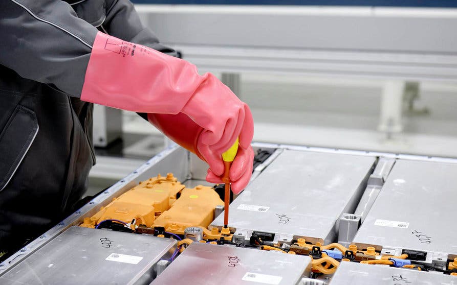 Stanford vida util baterias iones de litio coches electricos-portada