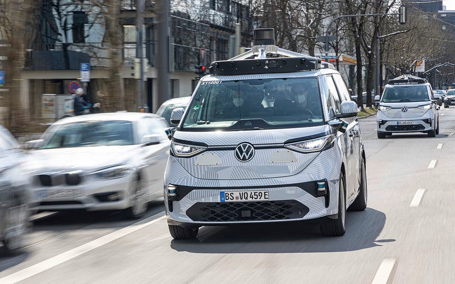 First autonomous test drive of the ID. BUZZ AD on public roads in Munich!