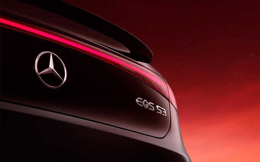 MERCEDES EQS