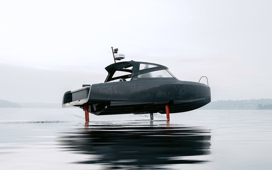 662817_20230117_Candela_C-8_powered_by_Polestar_shares_battery_and_charging_technology_with