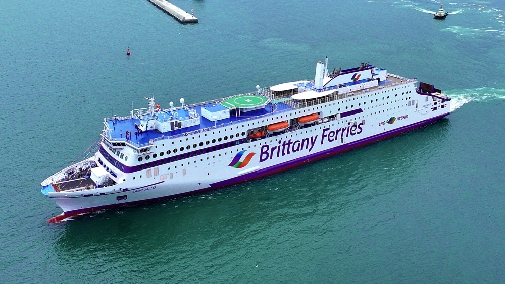 brittany ferries saint malo leaves harbour on sea trials 4 1000x563 brittany ferries saint malo leaves harbour on sea trials 4 1000x563