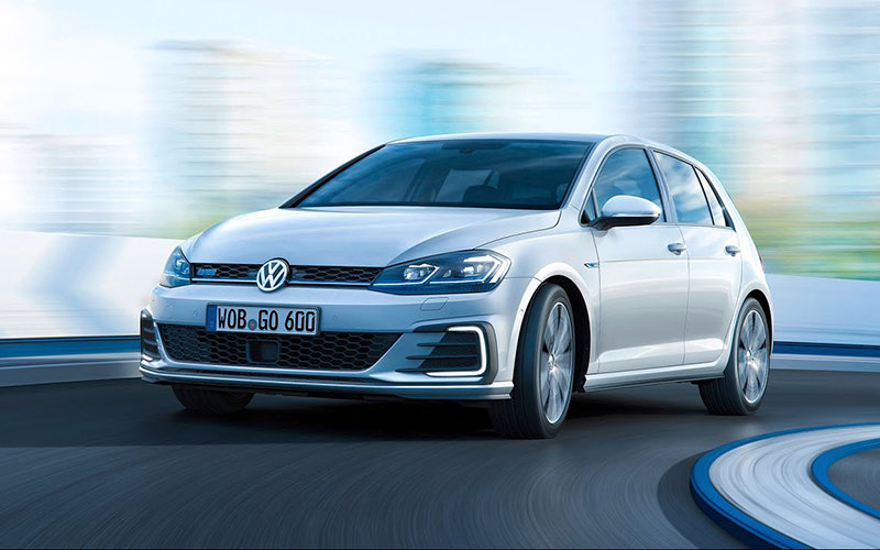 Volkswagen Golf GTE: la alta demanda obliga a paralizar las reservas ...