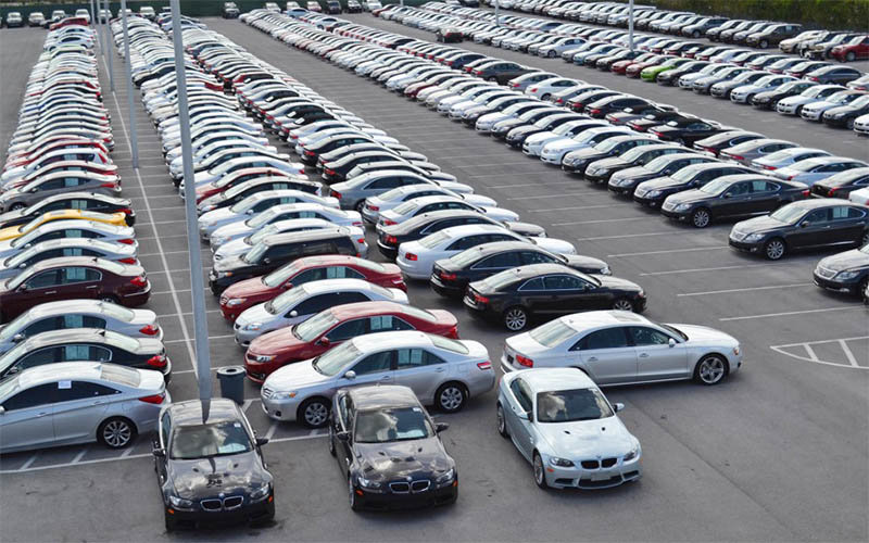 Los altos costes de almacenar automóviles y el riesgo de fabricar coches que no se puedan homologar son los dos grandes retos de la nueva homologación de emisiones WLTP.
