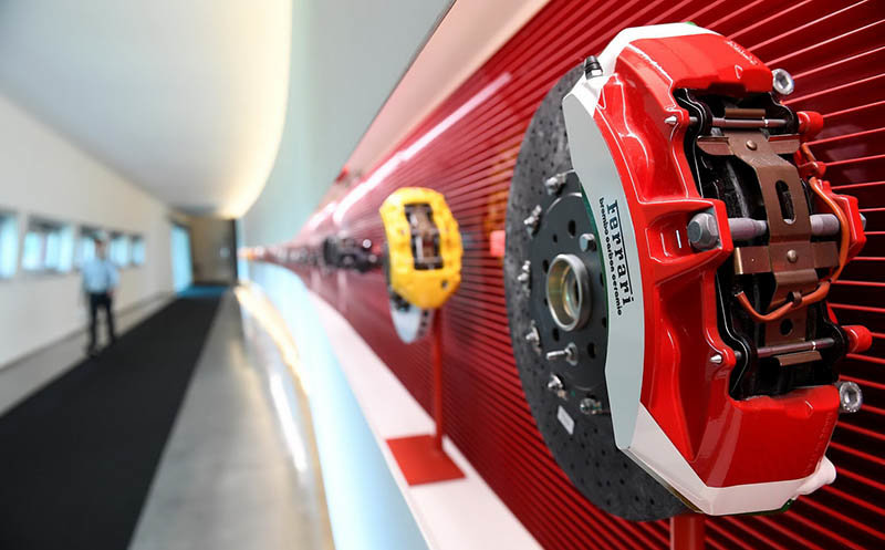 Ferrari utiliza tradicionalemente sistemas de freno de Brembo