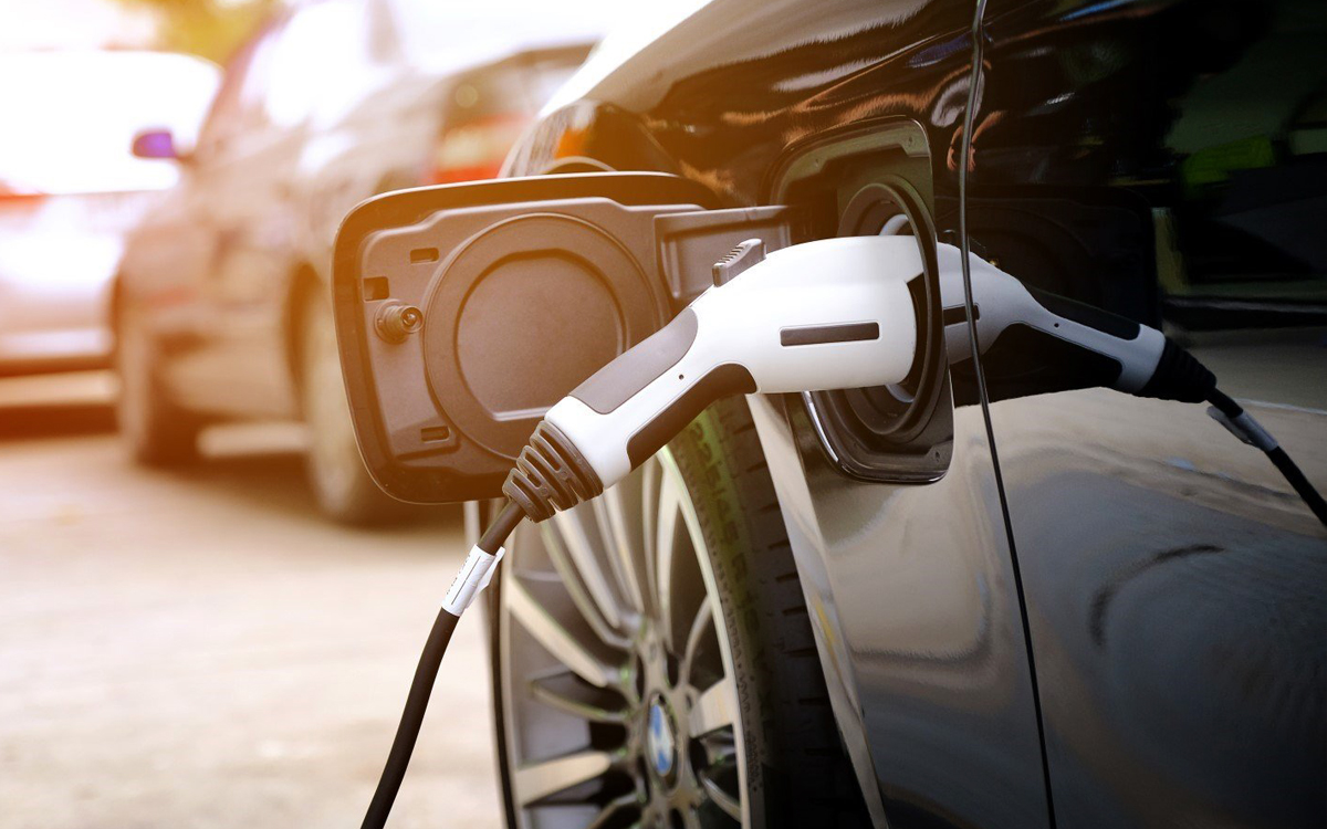 BloombergNEF asegura que las ventas de vehículos eléctricos aumentarán más rápido que nunca thumbnail