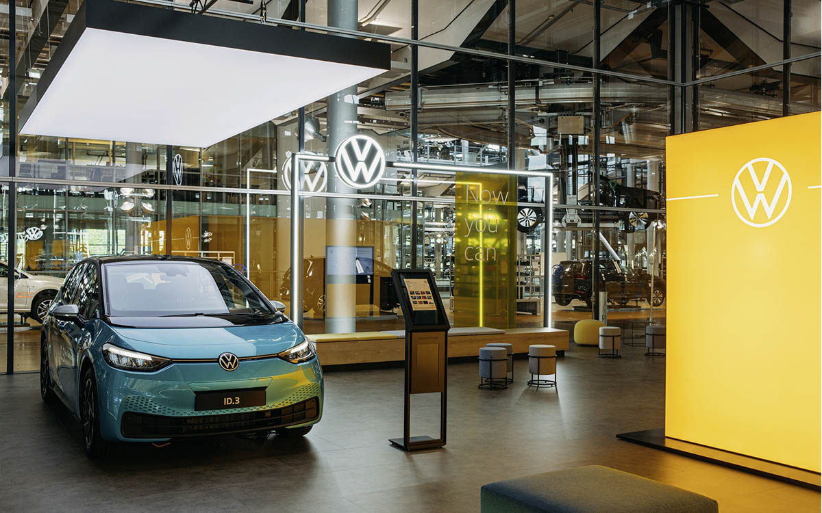 Volkswagen “se salta” los concesionarios para poner precio a sus coches eléctricos thumbnail