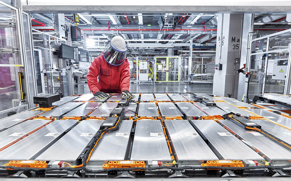 El Proyecto COBRA desarrollará una nueva tecnología de batería de iones de litio sin cobalto que supere los actuales hándicaps de las baterías de los vehículos eléctricos.