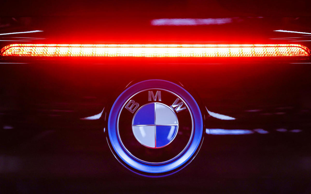 BMW firma un contrato de 2.000 millones con Northvolt para el suministro de baterías thumbnail