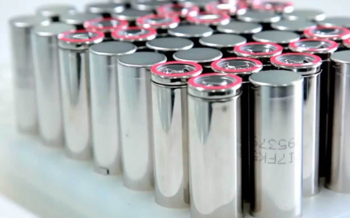 JB Straubel, cofundador de Tesla, ayudará a su ex empresa a reciclar sus baterías thumbnail