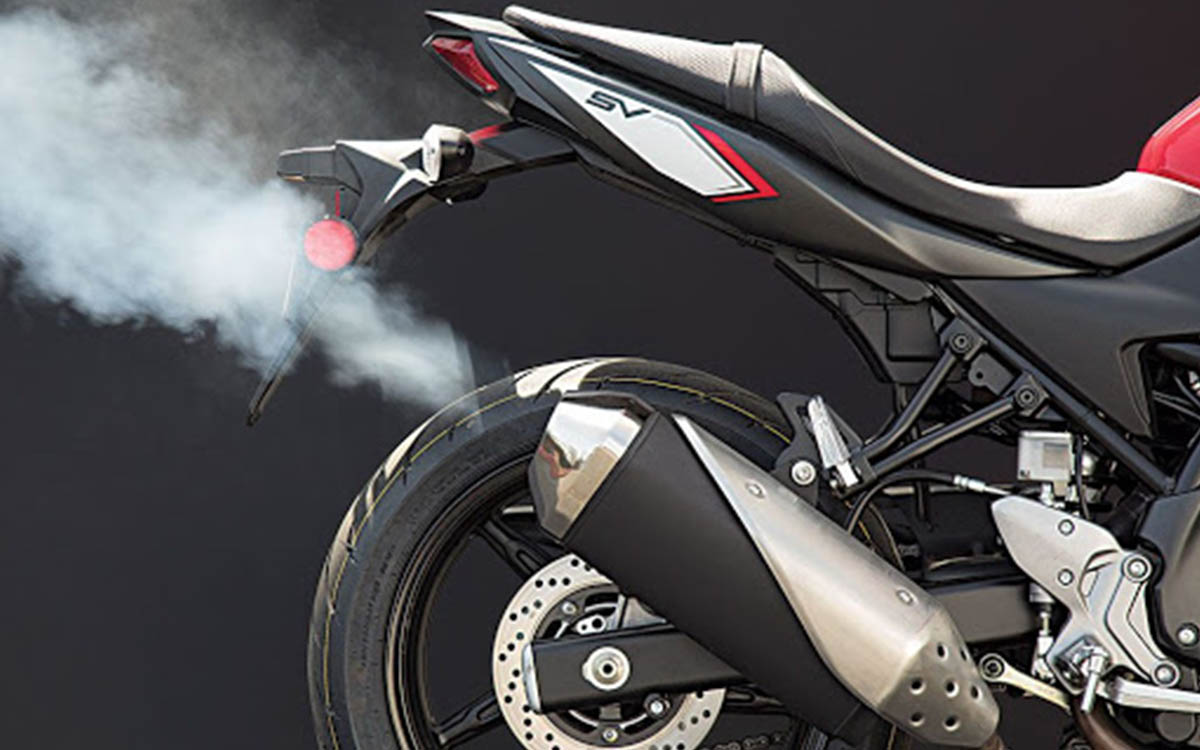Por ahora, no se considera necesario prohibir la venta de motocicletas de combustión, ¿es un error?
