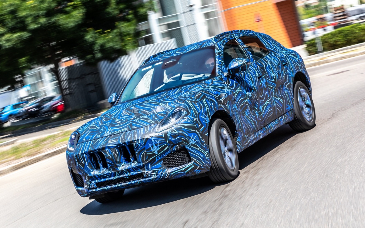 Nuevas imágenes del Maserati Grecale, el futuro SUV eléctrico de Maserati thumbnail