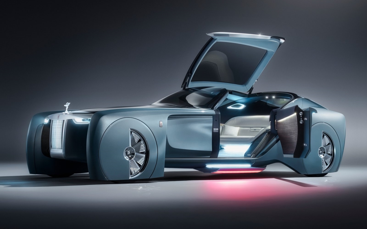 Rolls-Royce hará un "anuncio histórico" el miércoles sobre su primer coche eléctrico thumbnail
