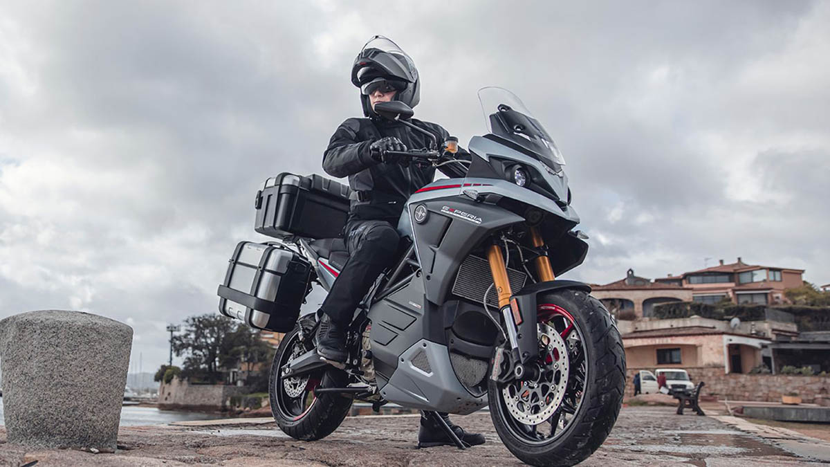 motocicleta electrica energica experia trail viajes largos-interior2
