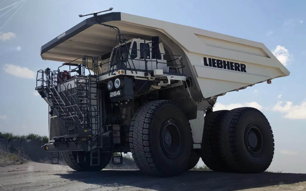 Este camiÃ³n elÃ©ctrico minero se alimenta de una baterÃ­a gigante que se recarga en tiempo rÃ©cord - HÃ­bridos y ElÃ©ctricos