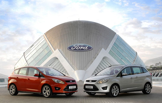 De Valencia a Europa. Ford comercializará el C-Max cinco plazas en versiones híbrido eléctrico e híbrido eléctrico enchufable a partir de 2013.