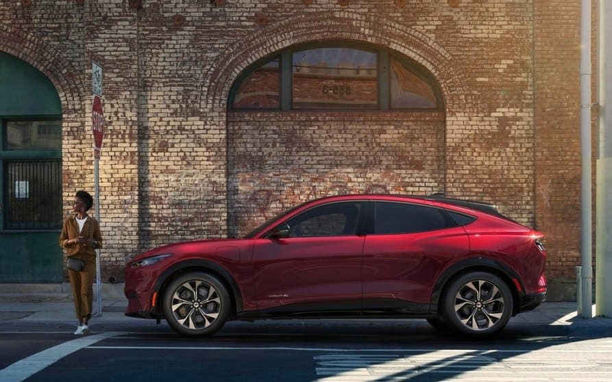  El Ford Mustang Mach-E eléctrico llegará más tarde de lo previsto 