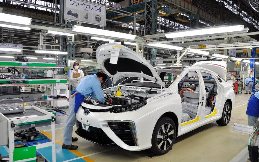  Fábrica de Toyota. / Toyota. 