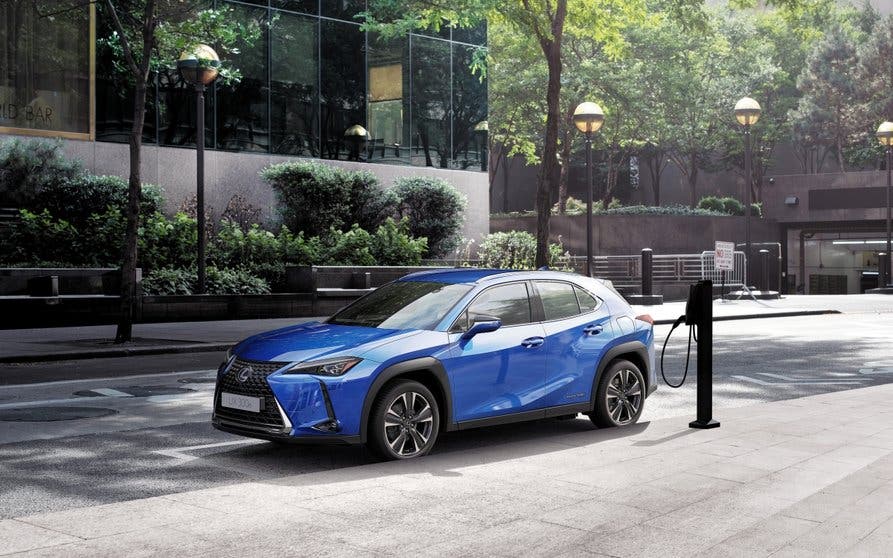  Lexus ofrecerá 1 millón de kilómetros de garantía para la batería de su primer coche eléctrico 