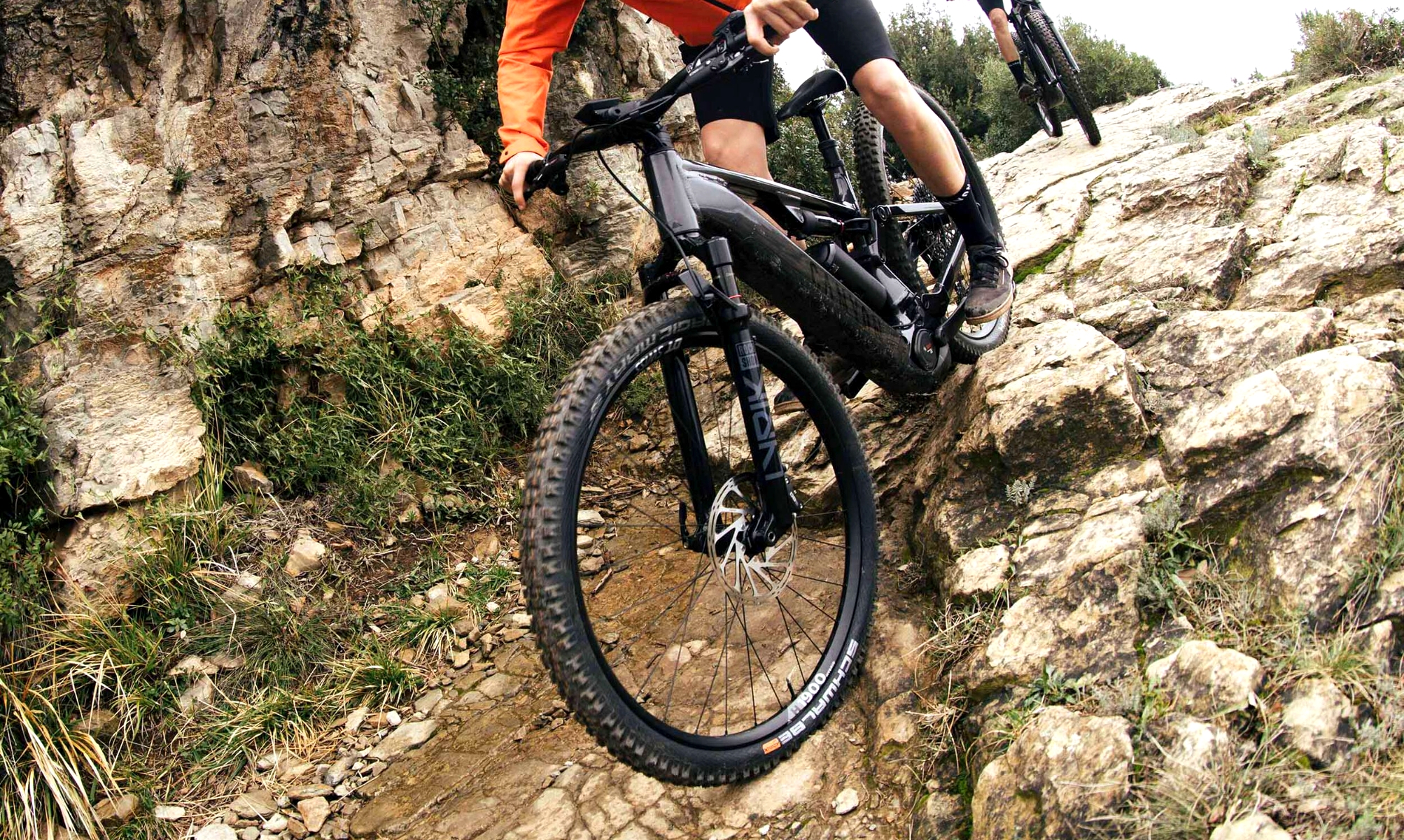 Esta nueva bicicleta está adaptada a cualquier terreno.