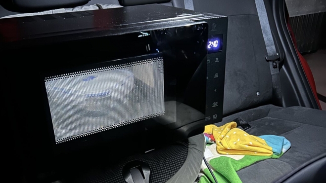 Microondas coche eléctrico V2L Microondas coche eléctrico V2L