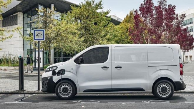 Citroën ë-Jumpy: la nueva furgoneta eléctrica de Citroën llega con 330 km de autonomía Citroën ë-Jumpy: la nueva furgoneta eléctrica de Citroën llega con 330 km de autonomía