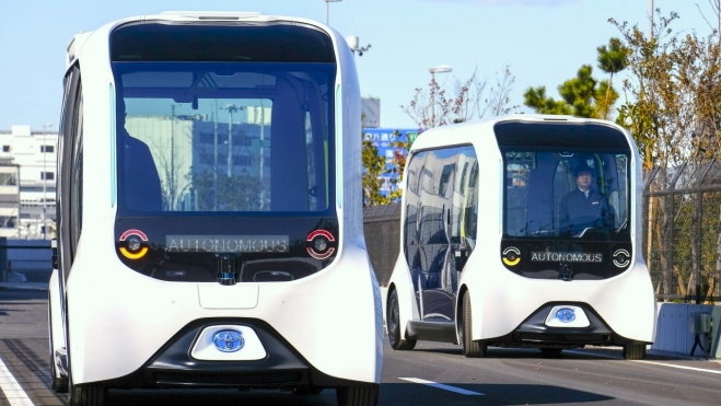 Toyota ha llegado a un acuerdo con Waymo para construir, junto con la empresa de Google, una nueva plataforma para vehículos autónomos. Toyota ha llegado a un acuerdo con Waymo para construir, junto con la empresa de Google, una nueva plataforma para vehículos autónomos.