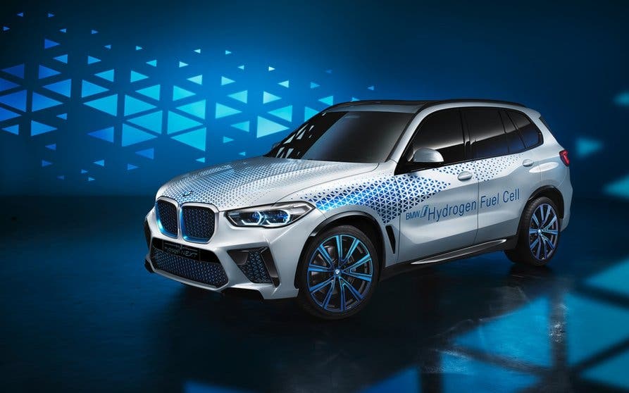  BMW planea ofrecer una gama con varios coches de hidrógeno para 2030 