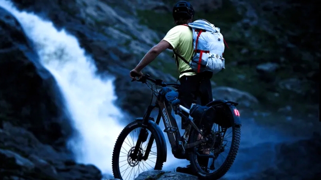 Con las eBikes se puede llegar a sitios espectaculares. Con las eBikes se puede llegar a sitios espectaculares.