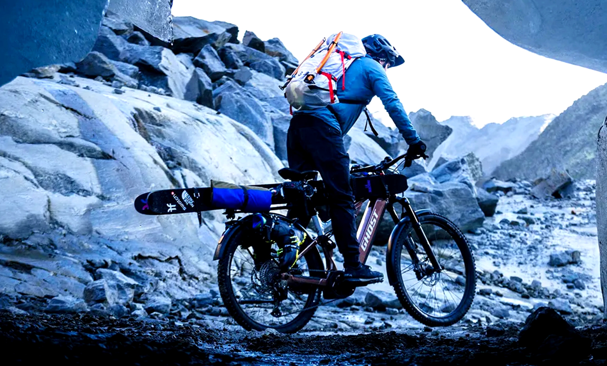 Sam Anthamatten utiliza la eBike para todo.