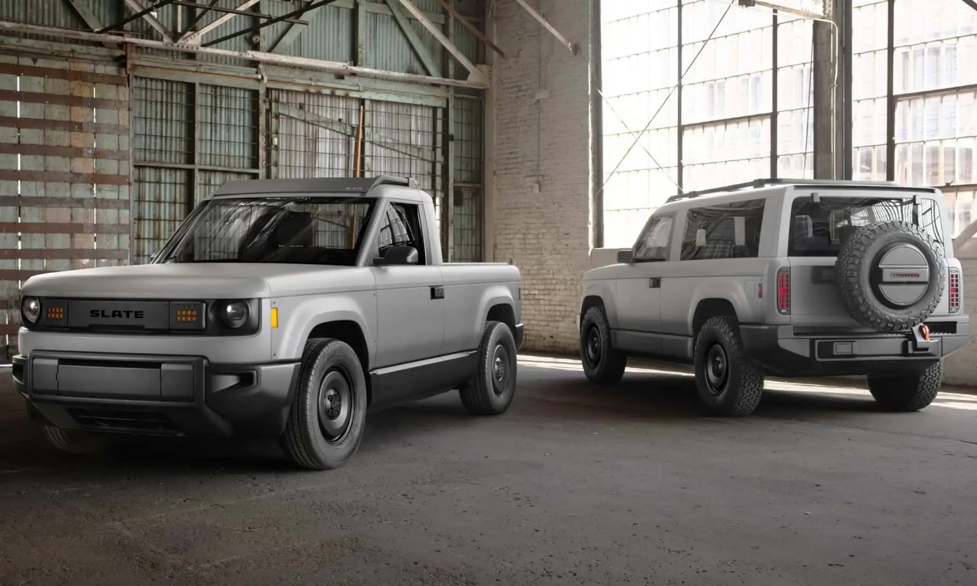 La pick-up se transforma rápidamente en un SUV de cinco plazas con un kit de conversión.