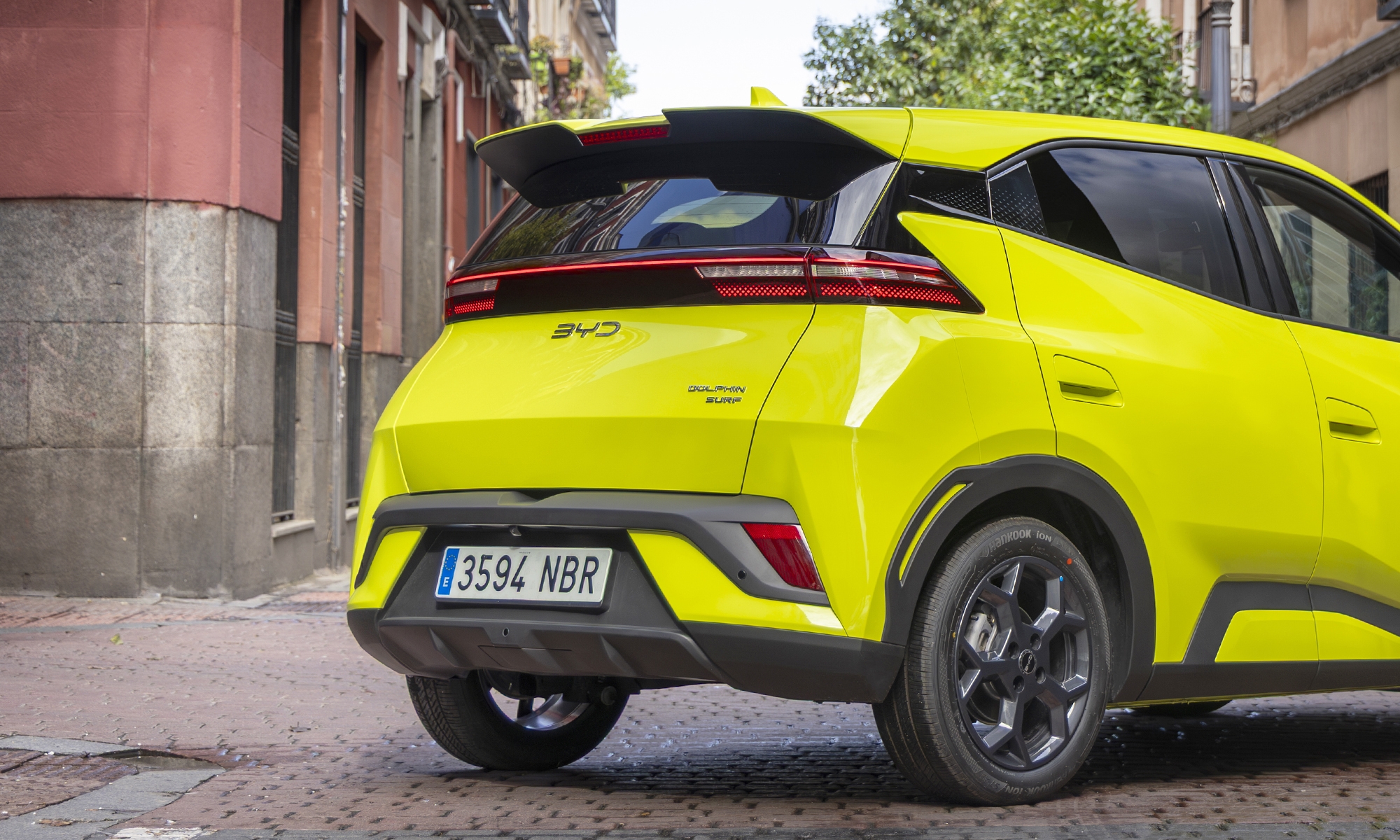 El BYD Dolphin Surf llega a España con una relación precio/equipamiento que pocos pueden igualar.