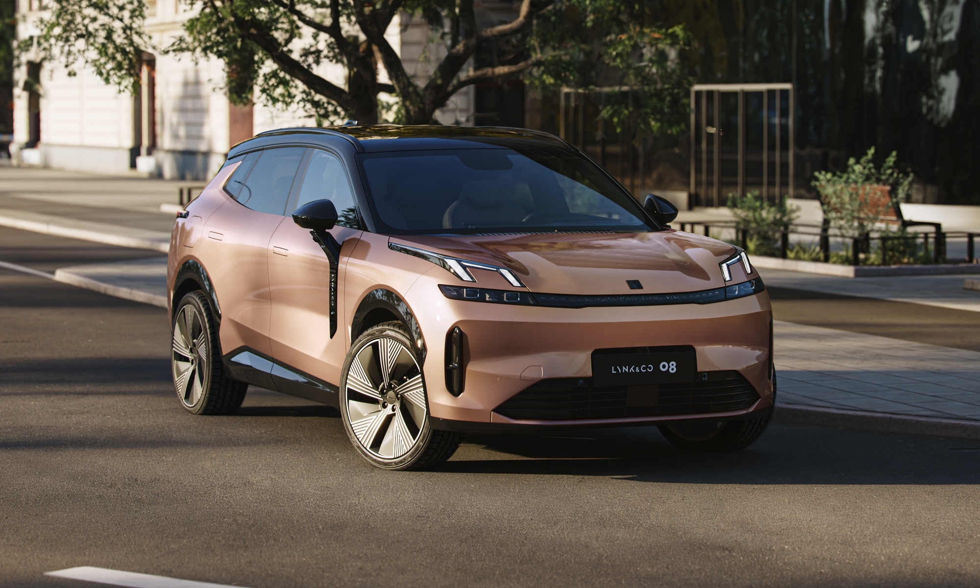 Lynk & Co 08 Delantera
